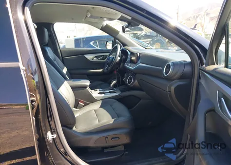 2019 Chevrolet Blazer Base W/3Lt z USA, uszkodzony, nr VIN 3GNKBDRS7KS680237